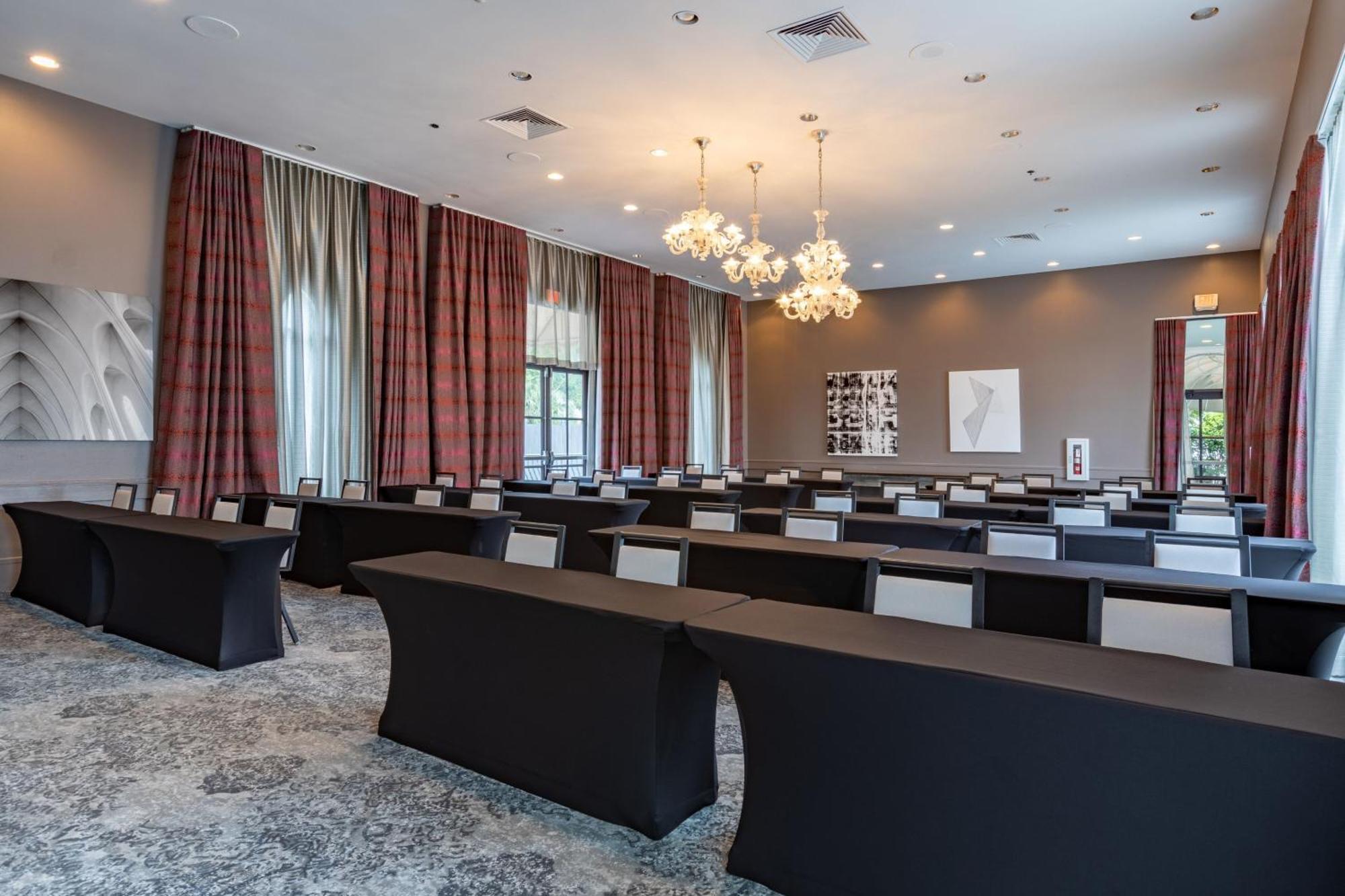 คาสเซิล โฮเต็ล ออโตกราฟ คอลเลคชั่น Hotel Williamsburg ภายนอก รูปภาพ