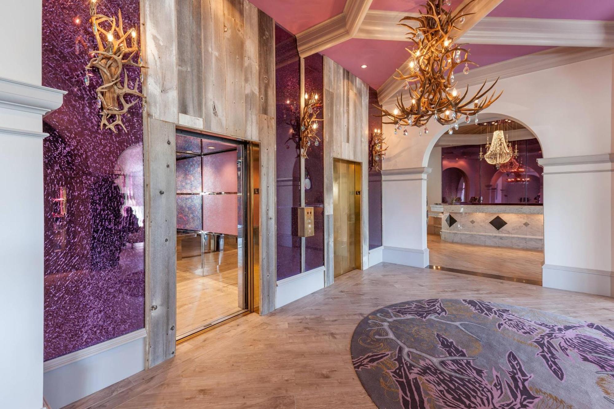 คาสเซิล โฮเต็ล ออโตกราฟ คอลเลคชั่น Hotel Williamsburg ภายนอก รูปภาพ